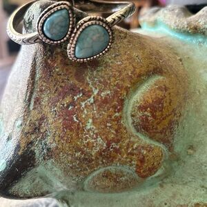 Turquoise Silver Ring